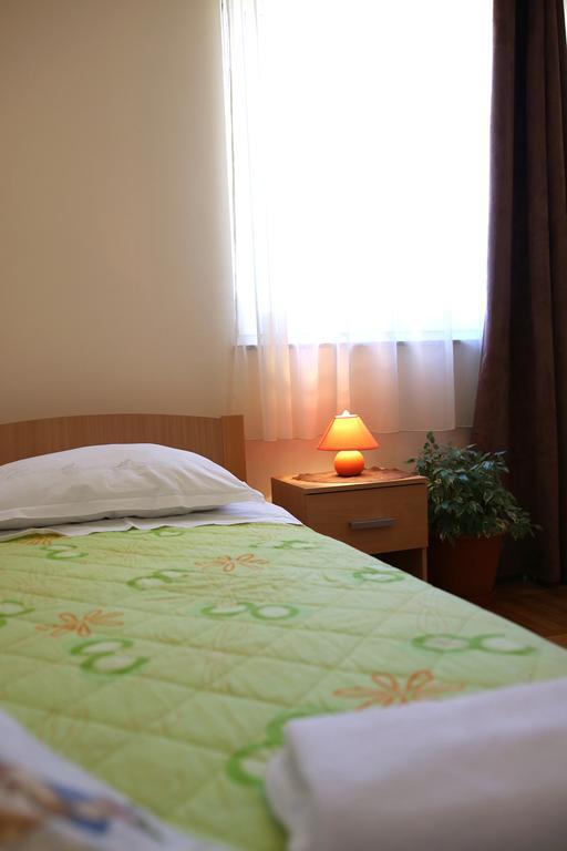 Guest Accommodation Slapovi Krke Lozovac Chambre photo